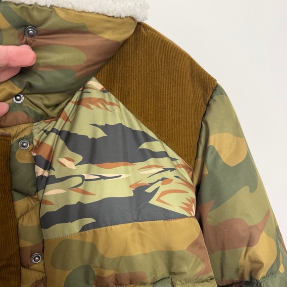 Free People West Coast Puffer Jacket Size Large camo boho oversized Sherpa - Picture 12 of 16